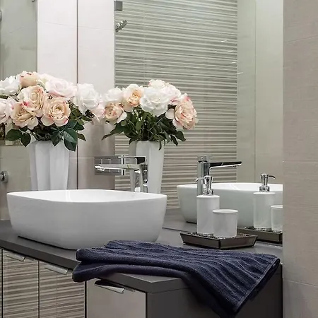 Apartament Center *